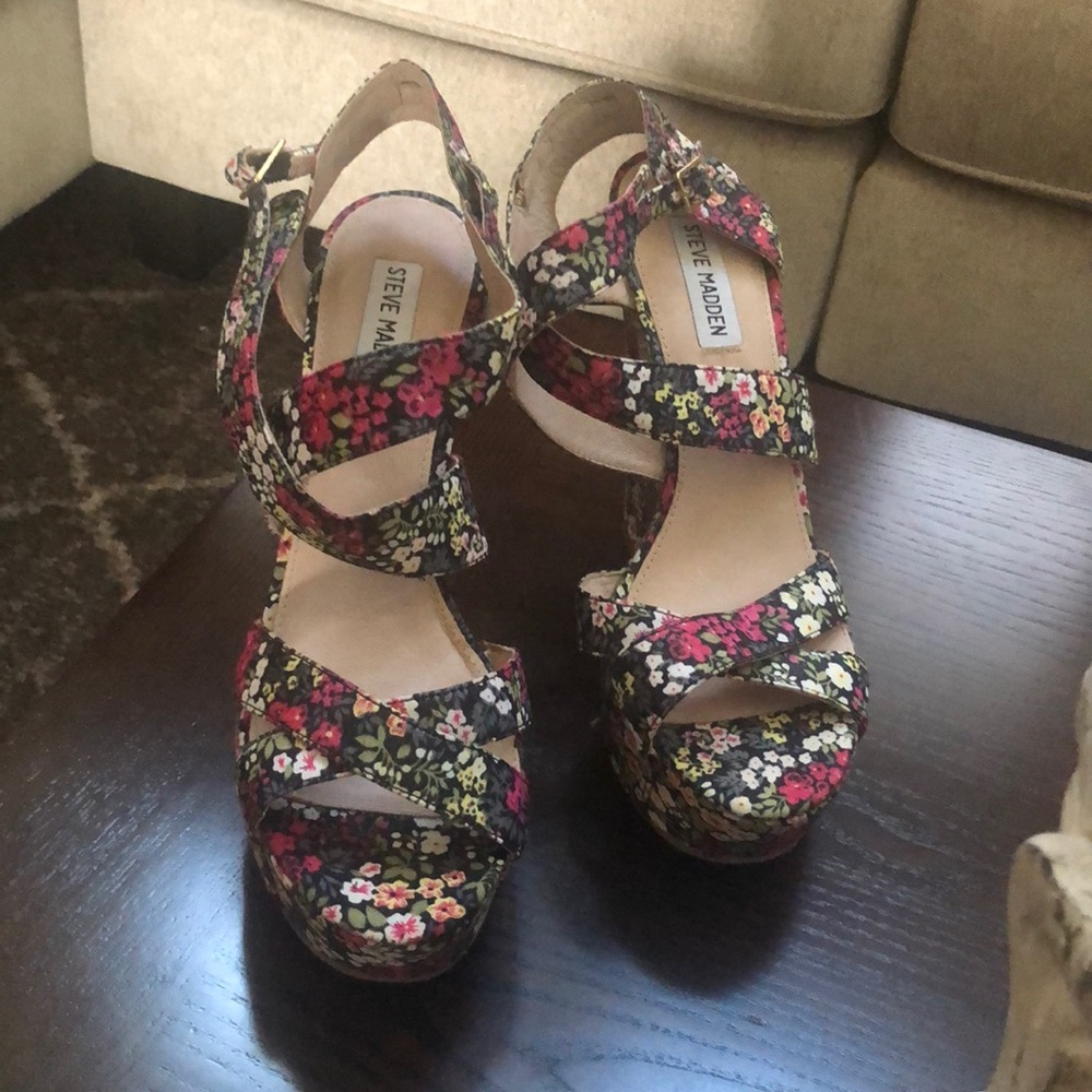 Steve Madden Floral Platform Wedges